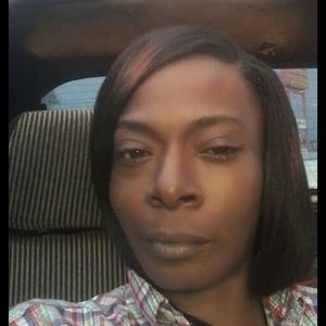 Meet your Posher, Kendra